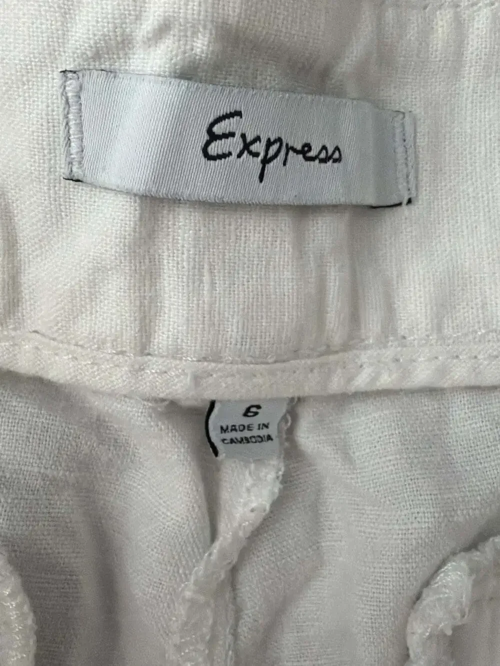 Express Women's White Linen Blend Cuffed Chino Shorts Size 6